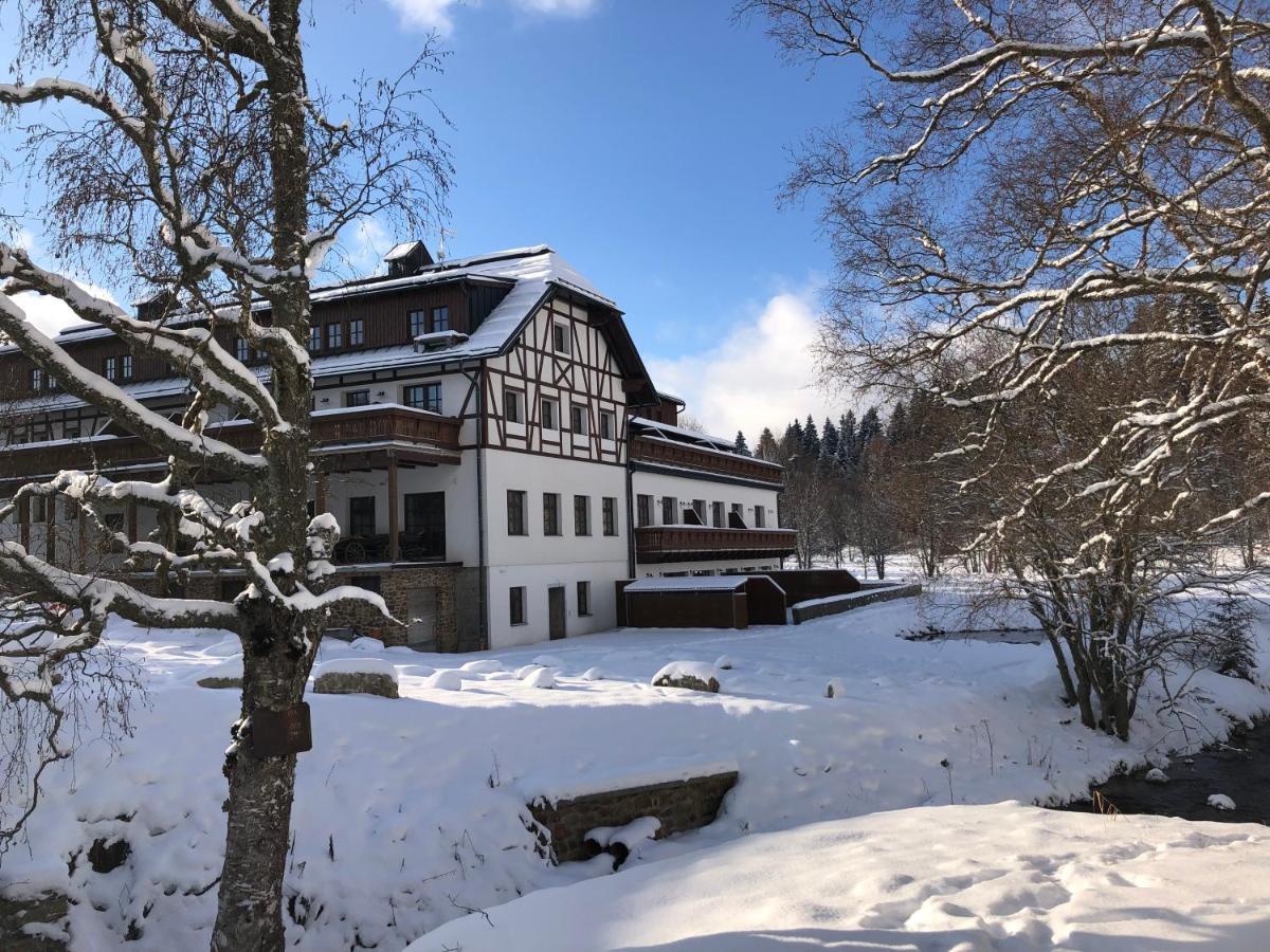 Strunzova Pila - Apartmany S Wellness 2,06 A 3,03 クヴィルダ エクステリア 写真